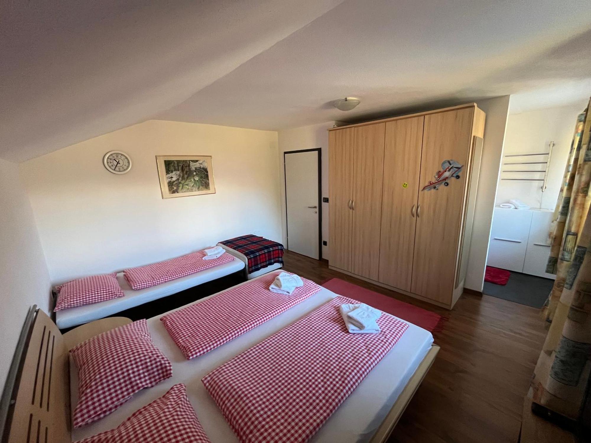 Ferienwohnung Am Stambach Бад Гойзерн Екстериор снимка